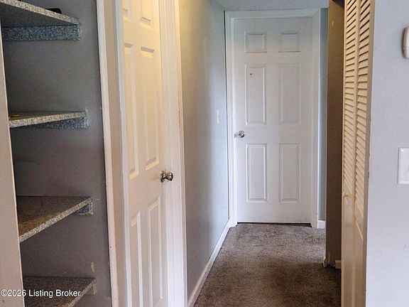 5th image of 208 Blossom Rd