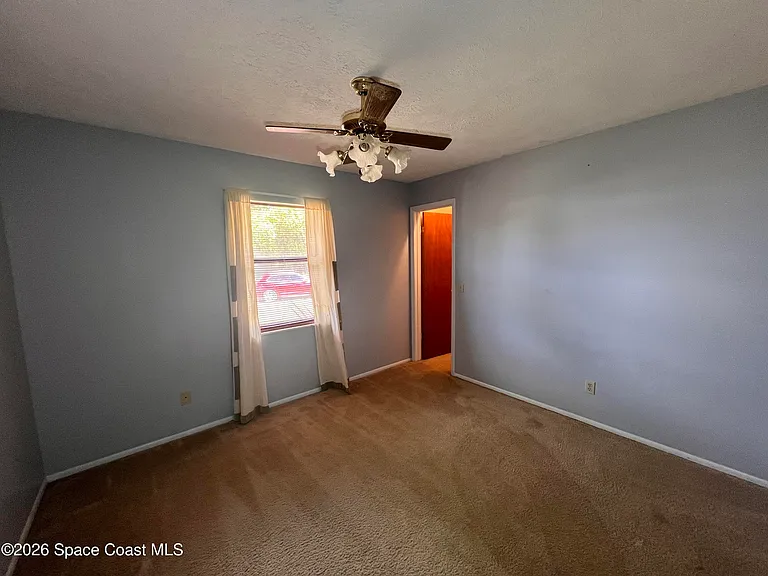 1586 Wacker Ave SE — Photo 14