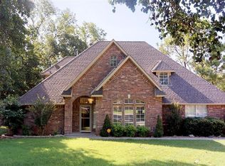 1809 Muirfield Dr, Ada, OK 74820