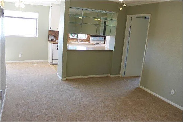 Unit Photo