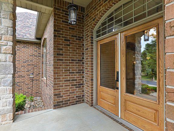 5th image of 3941 E Windsmore Drive