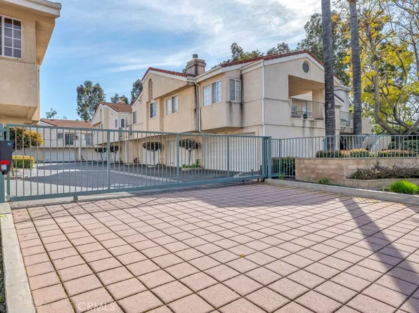 600 Charles St, Moorpark, CA 93021