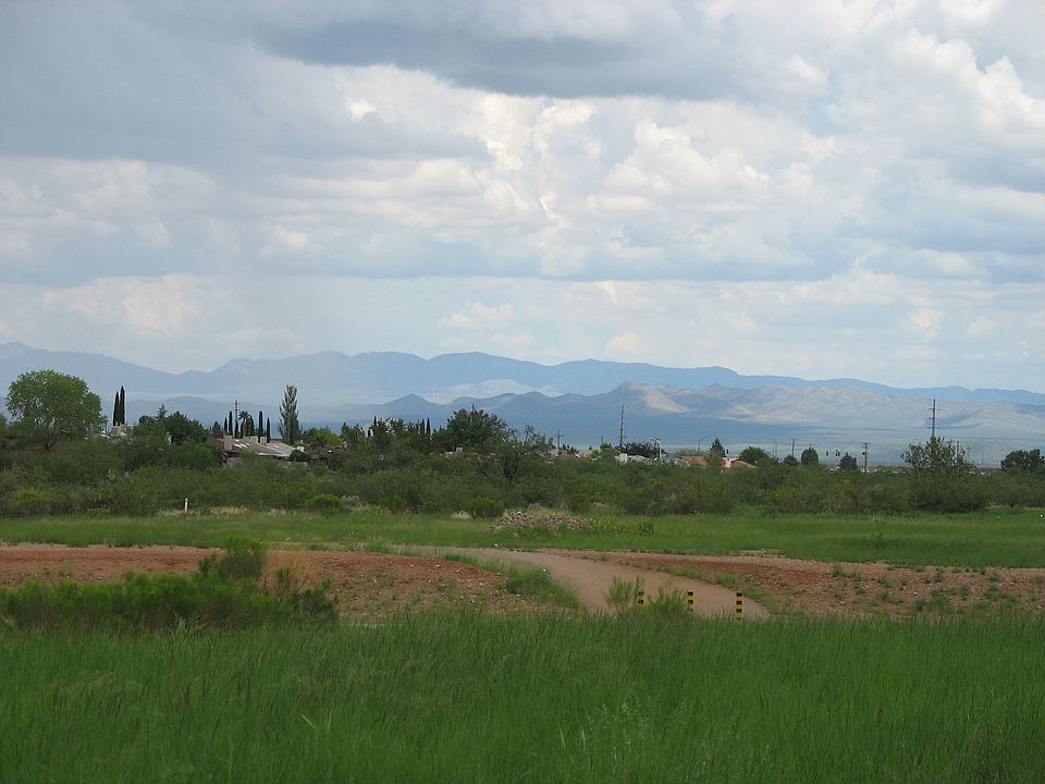 2nd image of 3077 Sierra Bermeja Dr