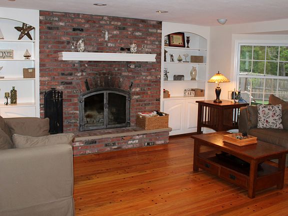 5th image of 68 N Lorna Ln