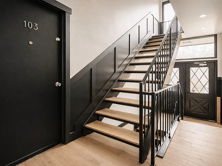 All New Luxury Living In Plymouth — Photo 73
