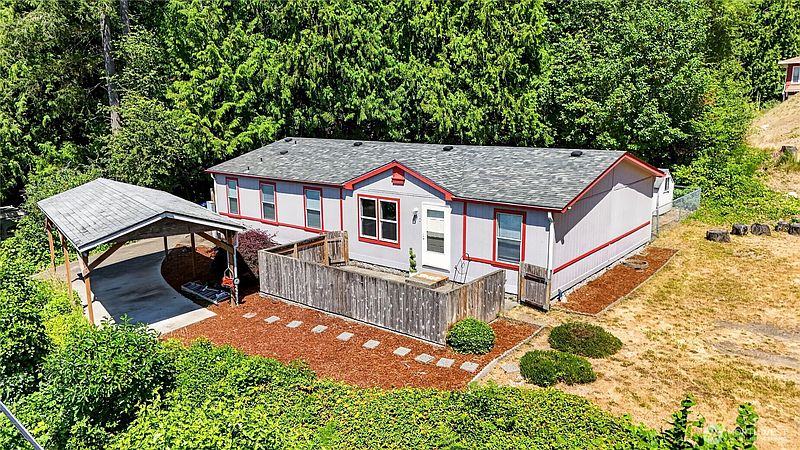 3rd image of 1450 Northlake Way NW