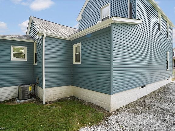 5th image of 1039 Marion Pl