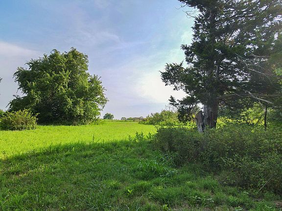 4th image of 21680 Case Lane