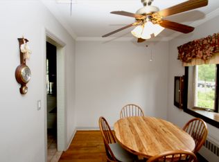 1730 Arms Ave, Merrick, NY 11566