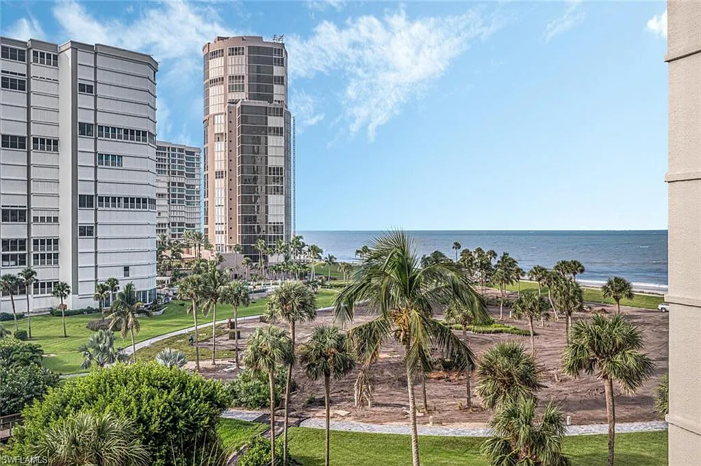 Building Photo - 4551 Gulf Shore Blvd N #605