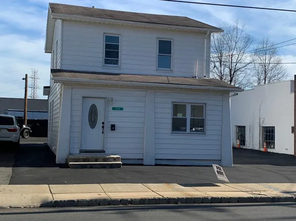 612 Schuyler Ave #A, North Arlington, NJ 07031