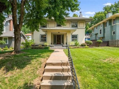 5935 McGee St, Kansas City, MO, 64113