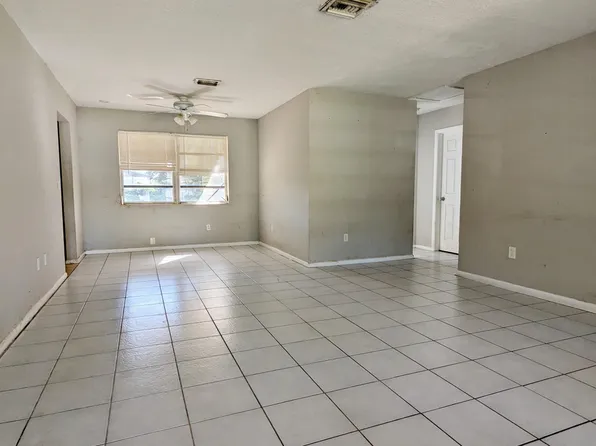 4876 Kirkwood Road, Lake Worth, FL 33461