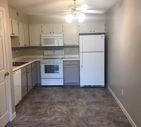 2nd image of 9608 Bent Pine Dr APT I
