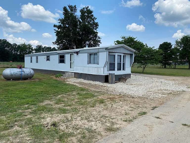 185 Wyandot Ln — Photo 1