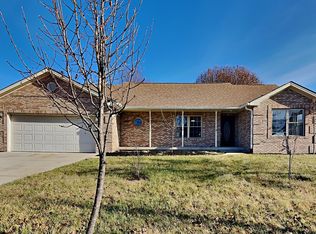203 Eastview Dr, Bargersville, IN