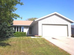 6438 Toribrooke Ln, Madison, WI 53719