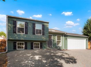 20579 E Buchanan Dr, Aurora, CO 80011