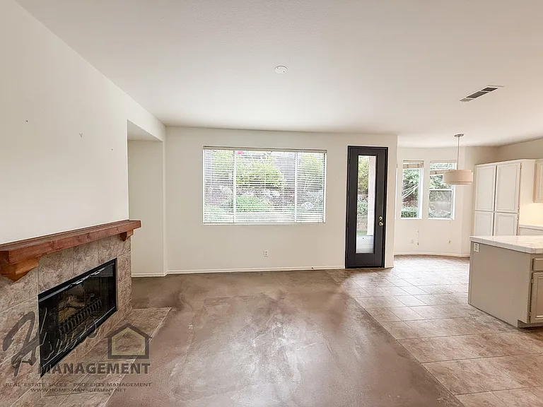 6890 Camino De Amigos — Photo 6