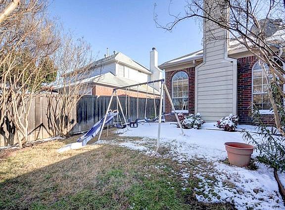 3rd image of 4237 Winding Brook Dr