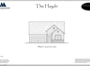 1-1F Mackenna Ct, Ballston Lake, NY