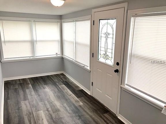 4th image of 2044 28th St S