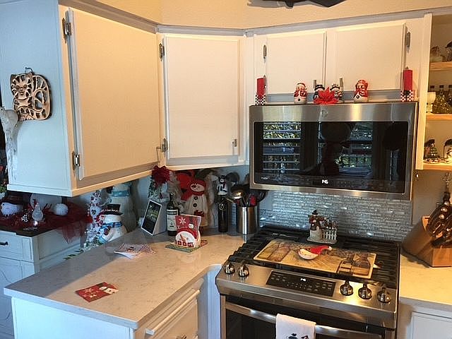 2nd image of 30 N Canal View Rd