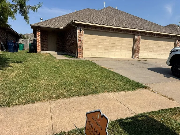 15012 Kyle Dr #A — Photo 2