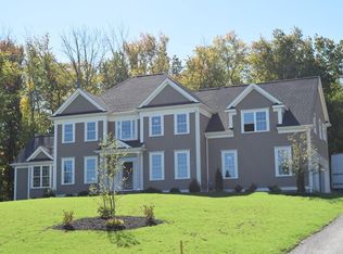 5 Hickory Bend Rd, Shrewsbury, MA 01545