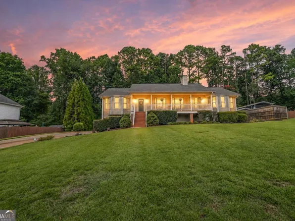 114 Valley Farm Ln, Acworth, GA 30102