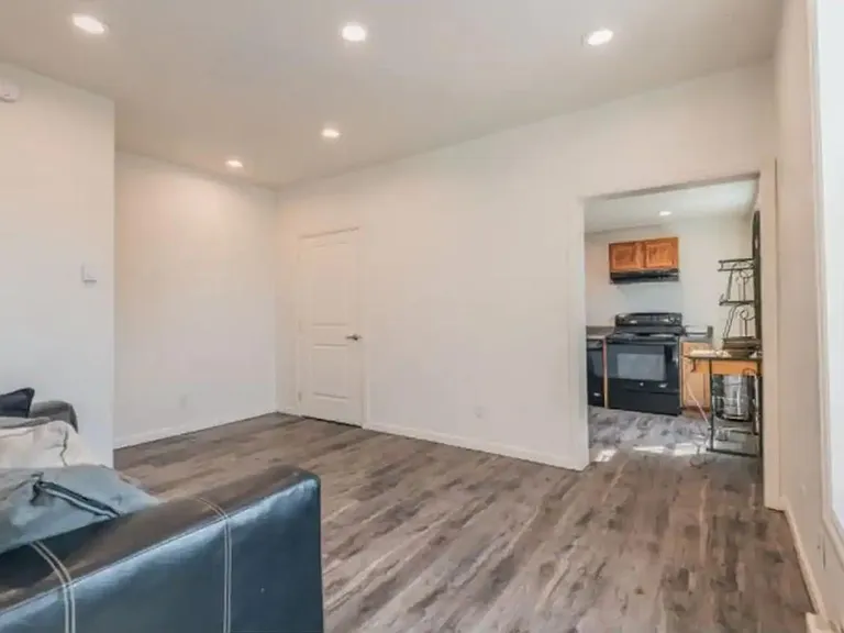 621 S 2nd St #1 — Photo 5