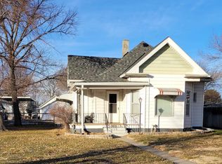 905 Nebraska Ave, Arapahoe, NE 68922