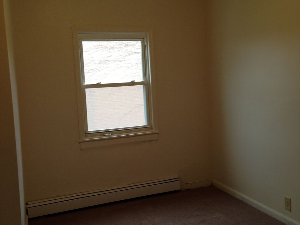 bedroom1
