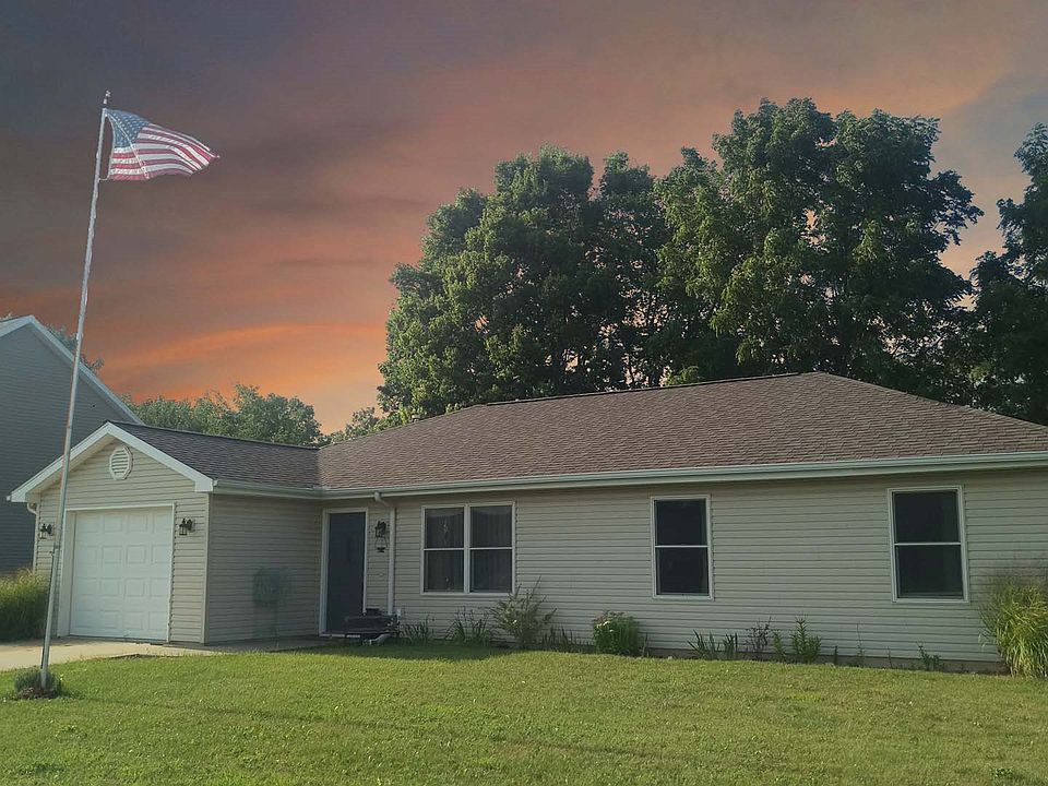 1st image of 320 W Weston Dr