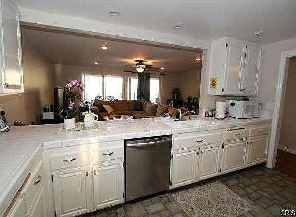 Kitchen & Family Room