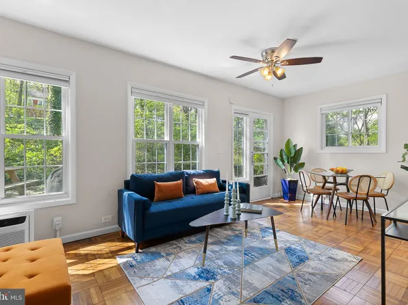 3542 Martha Custis Dr, Alexandria, VA 22302