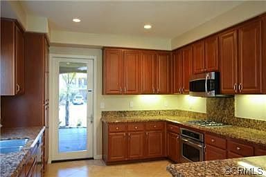 5th image of 31790 McCartney Dr