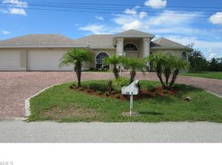 2008 NW 27th Ter, Cape Coral, FL 33909