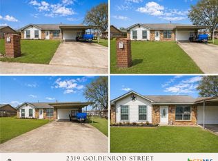 2319 Goldenrod St, Highlands, TX 77562