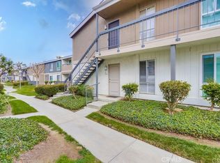 2867 S Fairview St UNIT E, Santa Ana, CA 92704