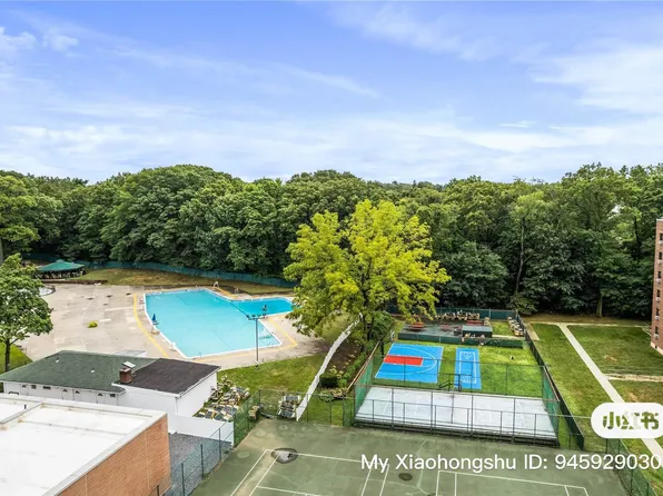 75-05 210th Street image 12 of 14