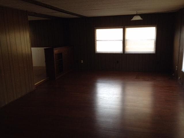 2nd image of 223 11th St #2