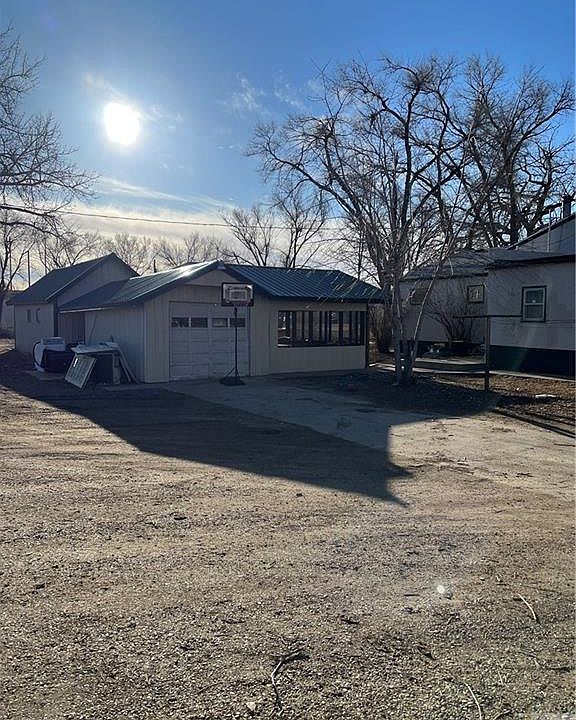 1204 W Towne St, Glendive, MT 59330 MLS 328518 Zillow
