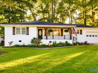 808 12th Ave NW, Arab, AL 35016