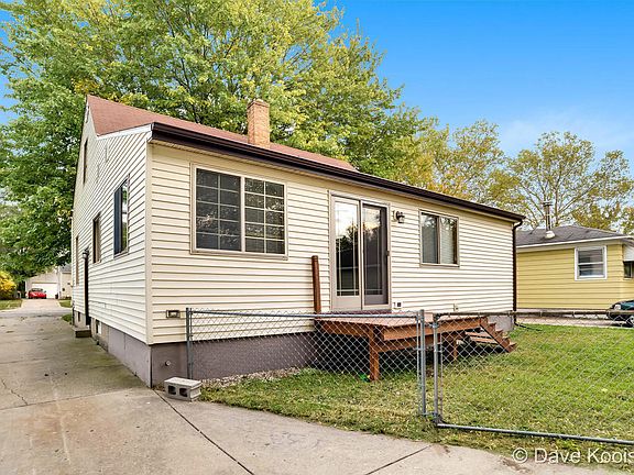 5th image of 4547 Walton Ave SW