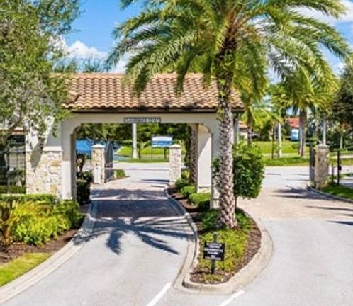 4th image of 229 Vinadio Blvd