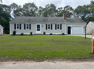 63 Rosemary Ln, East Falmouth, MA 02536