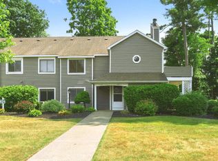 1976 Curry Rd #D-132, Schenectady, NY 12303