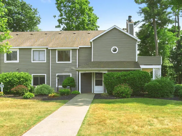 1976 Curry Road #D132, Rotterdam, NY 12303