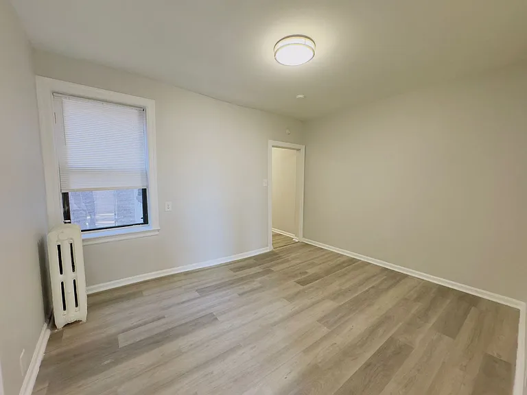 225 Academy St #31E — Photo 4